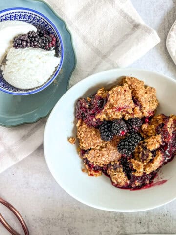 Blackberry Cobbler in a bowl